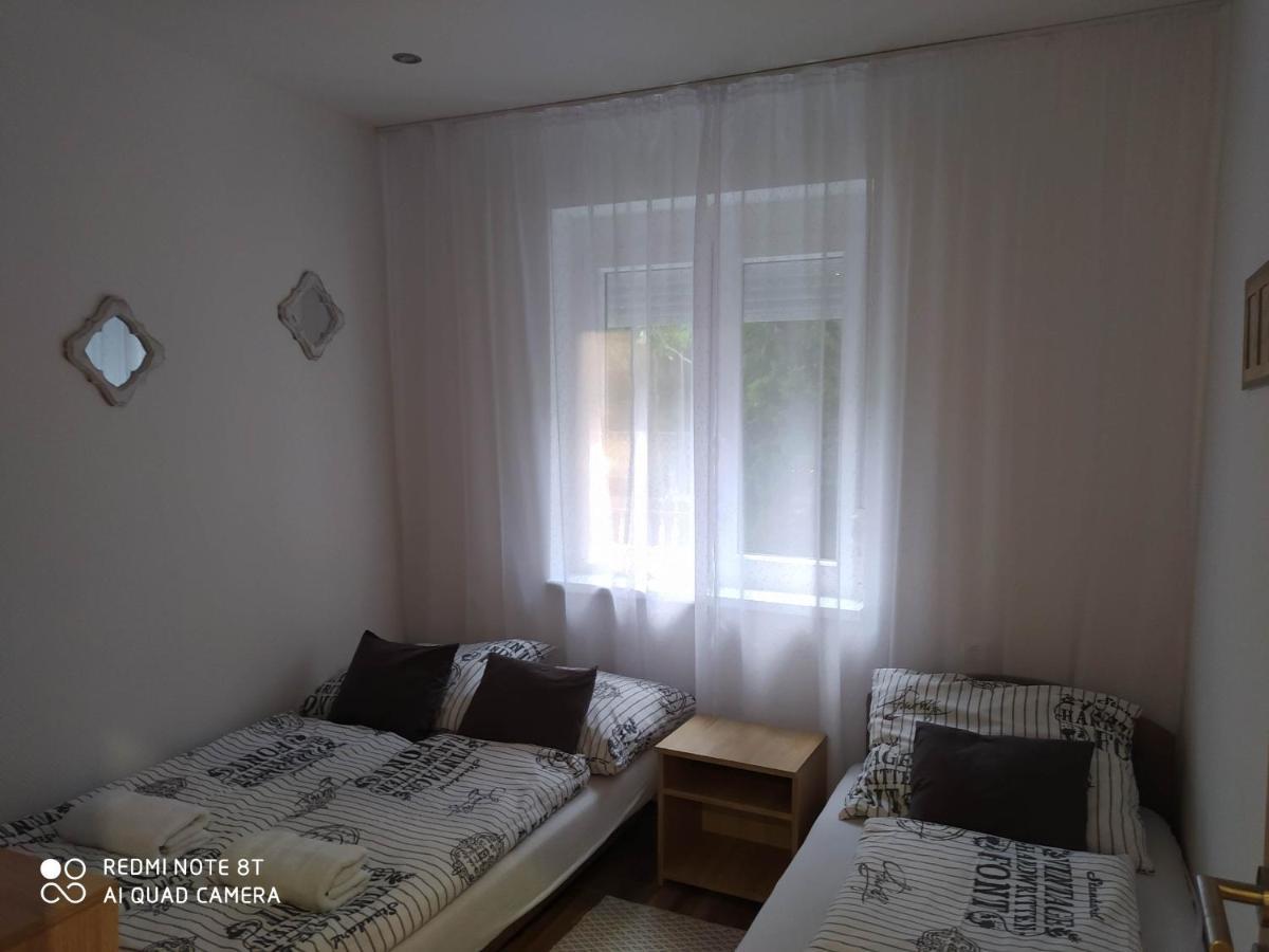 Evelyn Apartman Hajdúszoboszló Exterior foto
