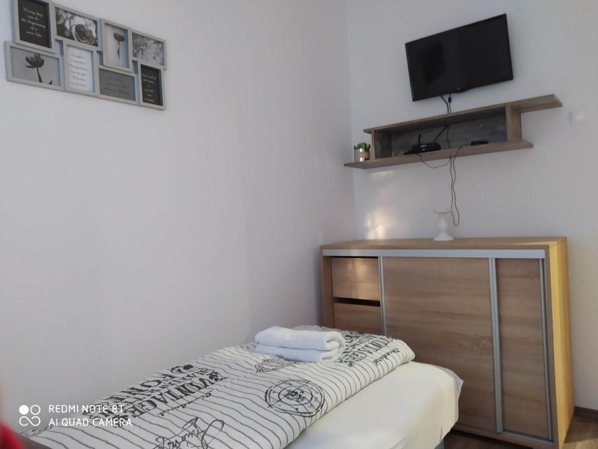 Evelyn Apartman Hajdúszoboszló Exterior foto